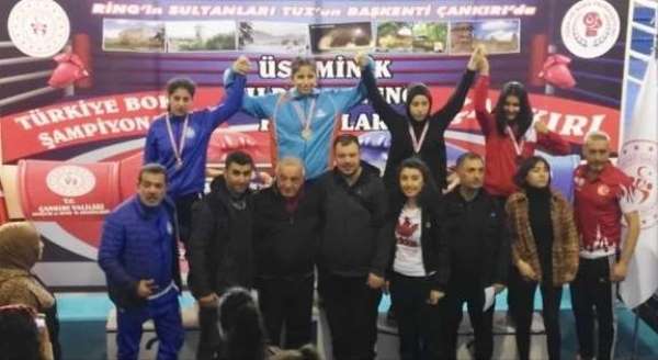 Kocasinan'ın boks sporcusu Hikmet Gül Türkmen, Türkiye Şampiyonu Oldu 