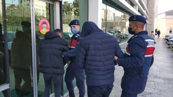 Samsun'da uyuşturucu hapla yakalanan 2 kişiye adli kontrol 