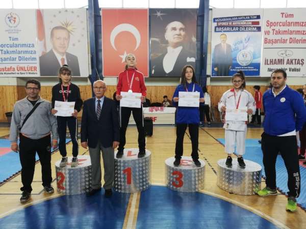 Analig'de karate takımları finale yükseldi
