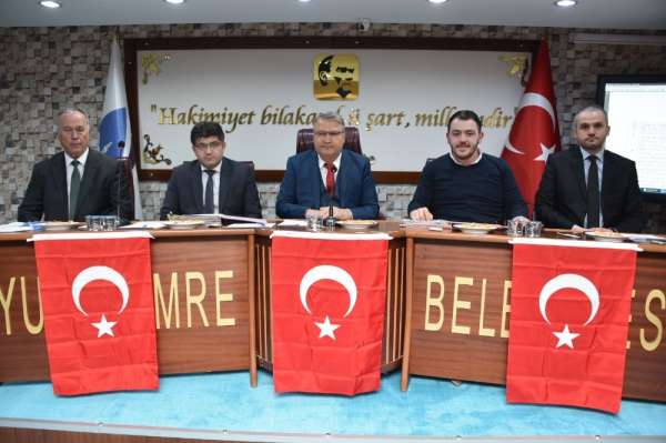 Yunusemre Meclisinde şehitler için Kur'an-ı Kerim tilaveti
