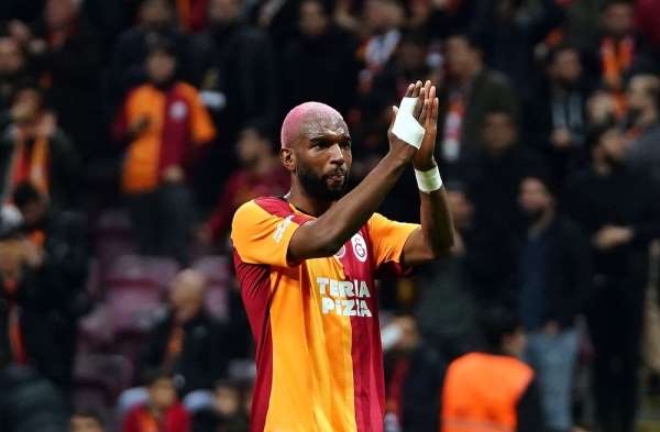 Ryan Babel: 'Galatasaray'a geri dönersem nasıl bir futbolcu olduğumu göstereceği