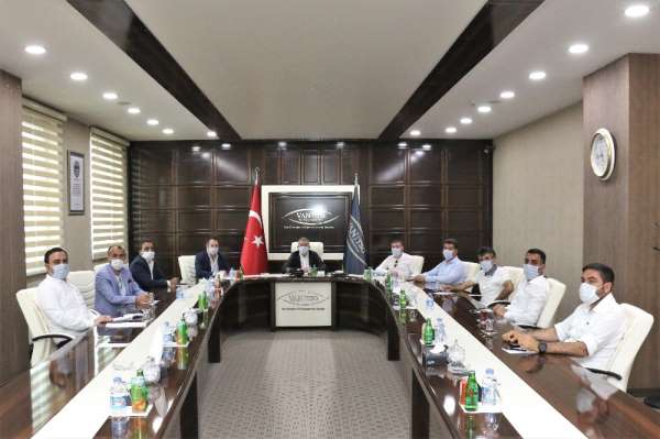 Van TSO Yönetim Kurulu Başkanı Takva: 'İthalatı yapılan 5 bin 800 ton karpuz çür