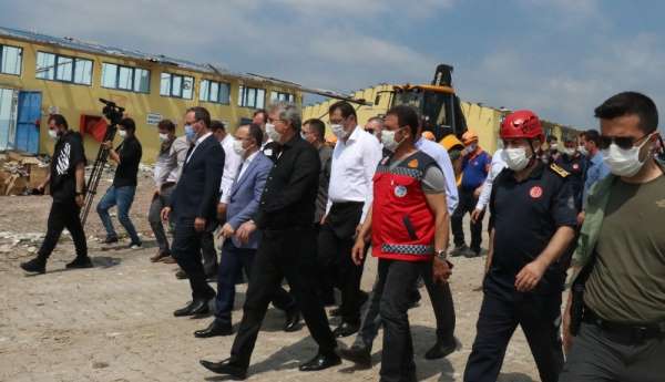 Bakan Kasapoğlu, patlama alanında incelemelerde bulundu 