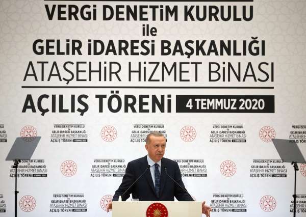 Erdoğan: 'Salgının dünya ekonomisinde küçülmeye yol açtığı dönemde Türkiye'nin o