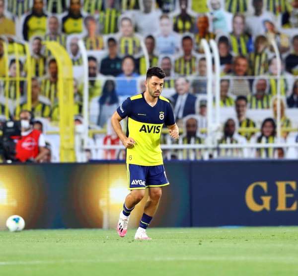 Tolgay 4 maç sonra ilk 11'de