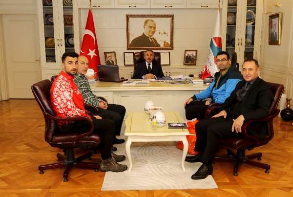 Ağrı İbrahim Çeçen Üniversitesi Rektörü Prof. Dr. Karabulut, dünya ikincisi spor
