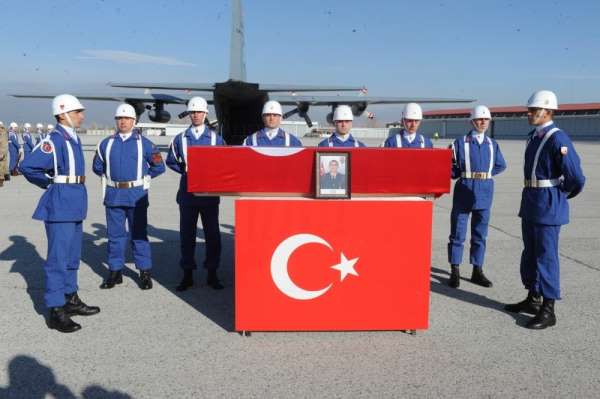 Şehit asker memleketine uğurlandı