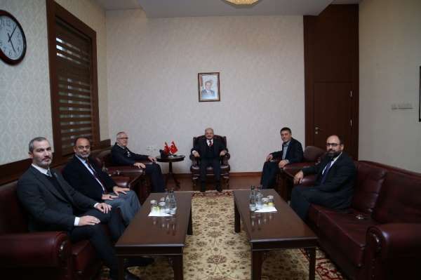 Vali Çakacak, iş dünyasının temsilcilerini kabul etti