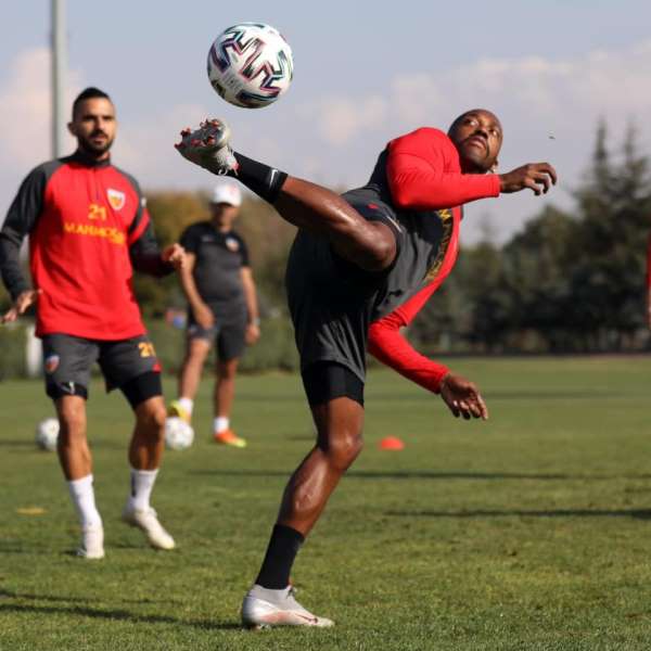 Kayserispor'da Fernandes kadroda 