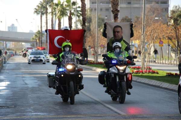 Şehit Fethi Sekin'in mesai arkadaşlarından kortej 