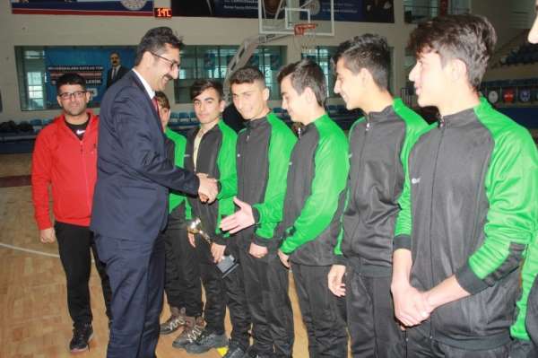 Hakkari'de 'Kulüplerarası Basketbol Ligi' maçları sona erdi 