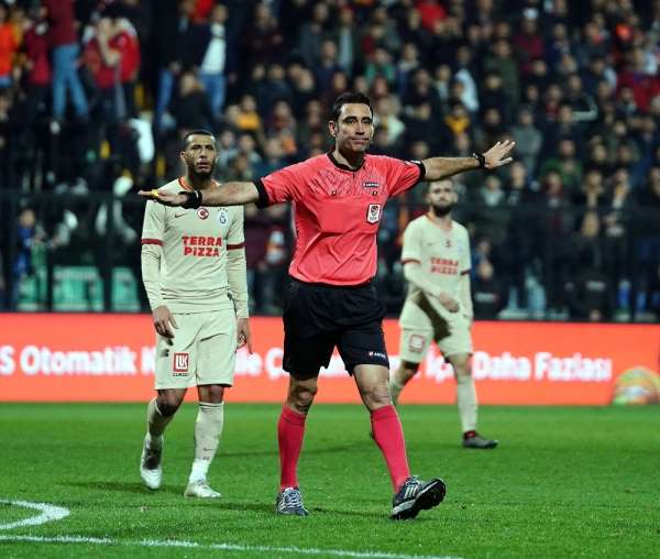 Kayserispor-Antalyaspor maçını Koray Gençerler yönetecek 