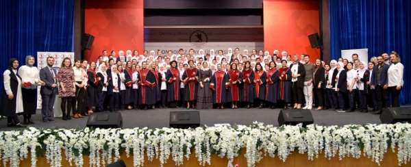 Dekan Terzi: 'Bu beyaz üniformayı hiçbir zaman kirletmeyin'