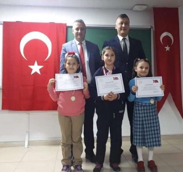 İstiklal Marşı'nı Güzel Okuma Yarışması
