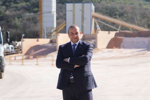 Onulay: '6,7 milyon konut risk taşıyor, tek çare kentsel dönüşüm'