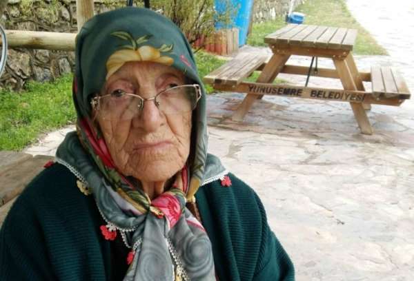 Şehit annesi huzuru, oğlunun isminin verildiği parkta buluyor