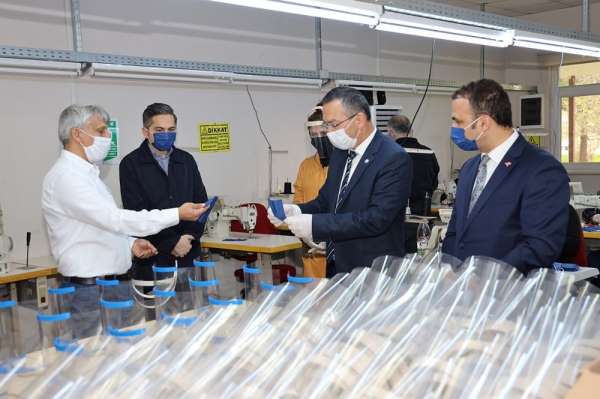 ODÜ'de maske üretimi başladı