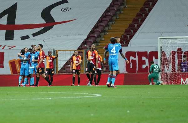 Galatasaray'ın evindeki 9 maçtır yenilmezlik serisi sona erdi 