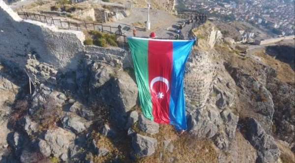 Amasya'dan Azerbaycan'a dev bayraklı destek 