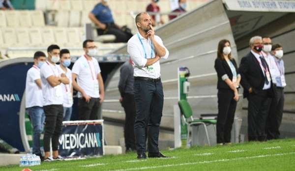 Bursaspor'da Mustafa Er, 3 isimden 1 dakikada bile vazgeçmedi 