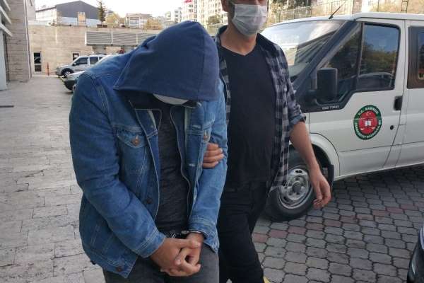 İstanbul merkezli FETÖ operasyonundan mali müfettiş tutuklandı 