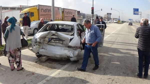 Bursa-Ankara yolunda zincirleme kaza: 3 yaralı 