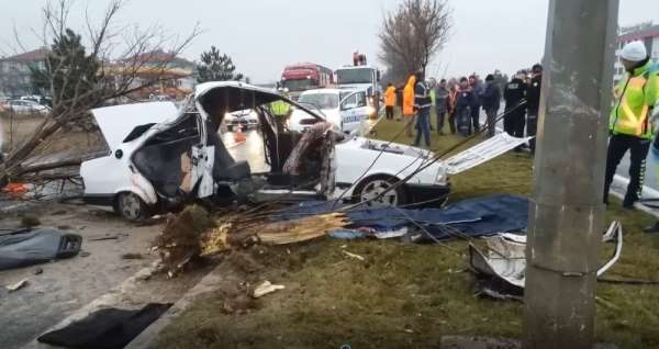 Kütahya'daki trafik kazasında acı tesadüf 