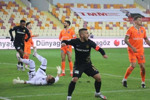 Başakşehir'in 3 puan hasreti 5 maça çıktı