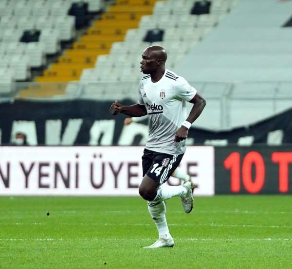 Aboubakar oynamak istedi, ilk 11'e girdi
