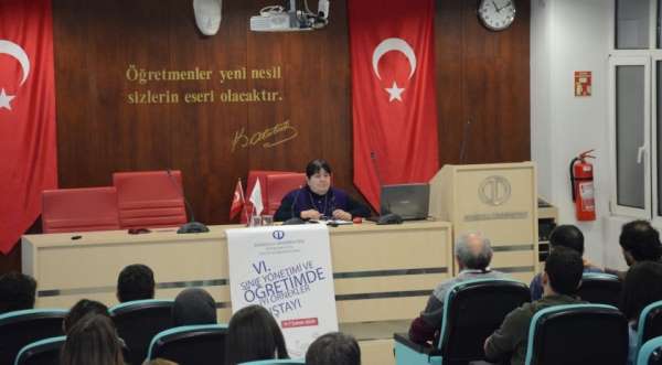 Anadolu Üniversitesi'nde İngilizce öğretiminde yapılan hatalar konuşuldu