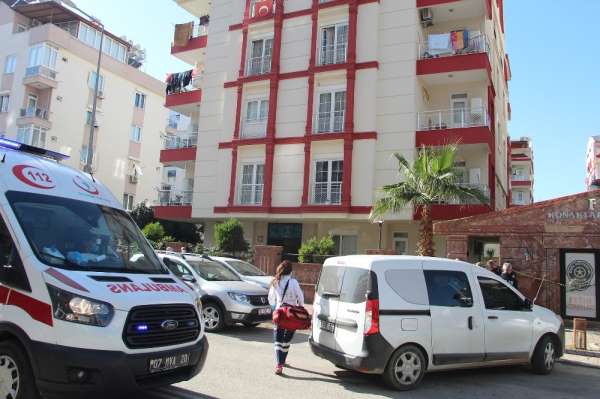 Antalya'da iki çocuk annesi kadın tabancayla intihar etti 