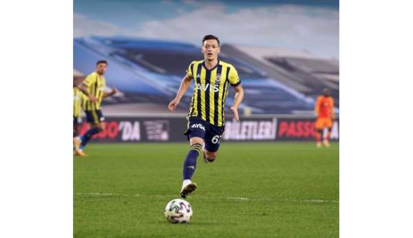Mesut Özil'in ilk kez derbide 