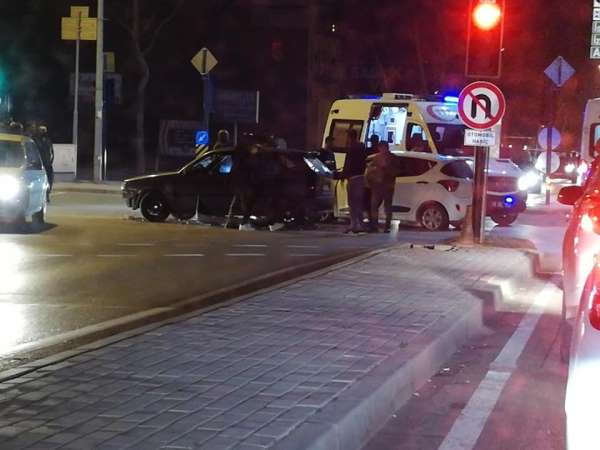 Bursa'da trafik kazası: 2 yaralı