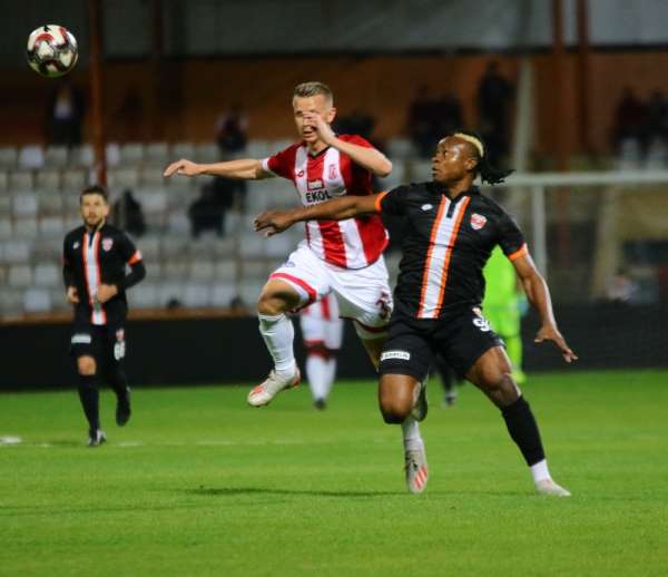 TFF 1. Lig: Adanaspor: 0 - EH Balıkesirspor: 1 (İlk yarı sonucu)