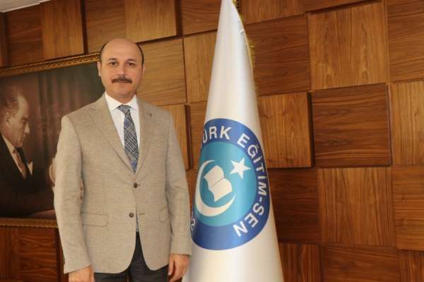 Türk Eğitim-Sen Genel Başkanı Geylan: 'Şehitlerimizin eşleri ve annelerinin önün