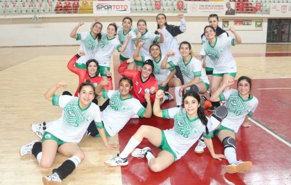 Kadınlar Hentbol Süper Ligi: Sivas Belediyespor: 35 - Aksaray Belediye Gençlikspor: 30 