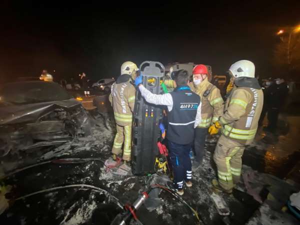 Sarıyer'de feci kaza: 2 yaralı 