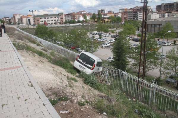 Kazada yaralanan liseli genç, 2 günlük yaşam savaşını kaybetti