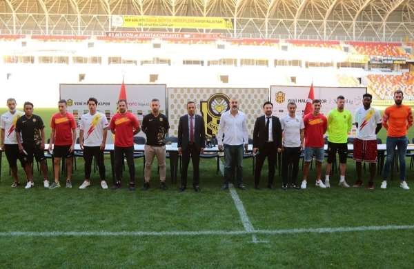 Yeni Malatyaspor, transfer sezonunda 17 ismi kadrosuna kattı 