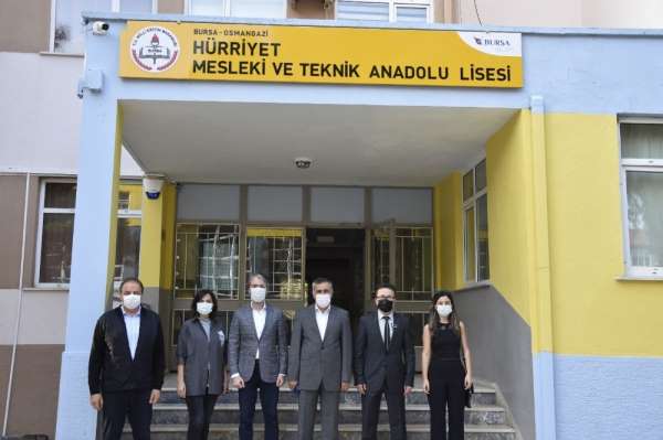 Liseli gençlerin projelerine patent desteği