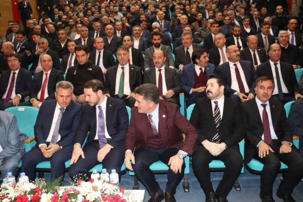 Bakan Albayrak: 'Türkiye ekonomik olarak zorlu süreci geride bıraktı'