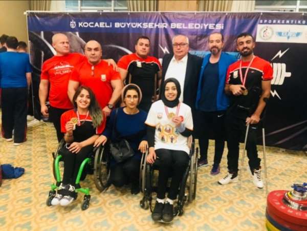 Engelliler Halter takımı 5 dalda birincilik aldı