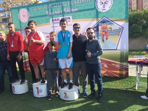 Isparta ASP Gençlik ve Spor Kulübü 'Engelleri' başarı ile aşıyor