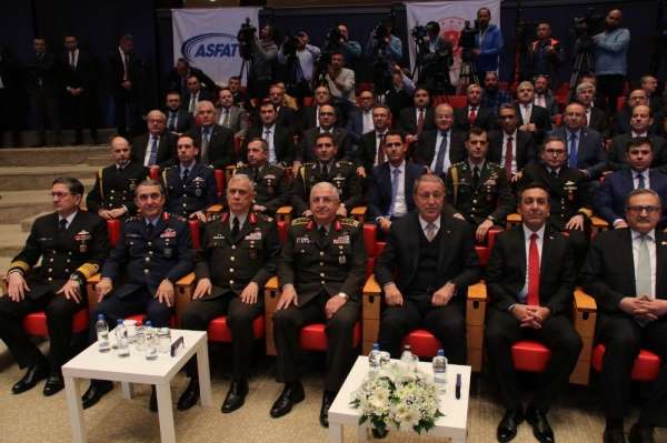 Milli Savunma Bakanı Akar: 'Türkiye terörle mücadelede yalnız bırakıldı' 