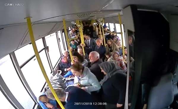 Otobüs şoföründen hayat kurtaran müdahale