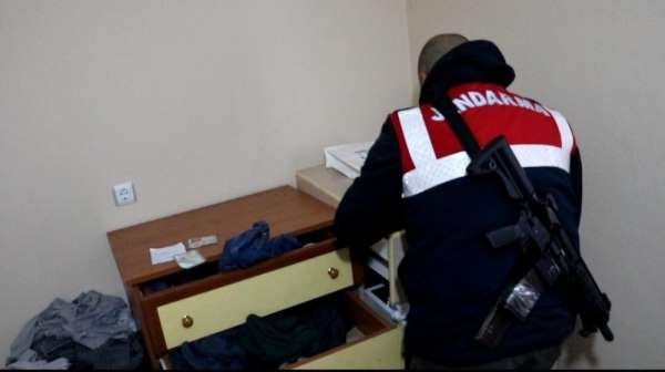 Siirt'te terör örgütü PKK'ya yardım eden 1 kişi gözaltına alındı 