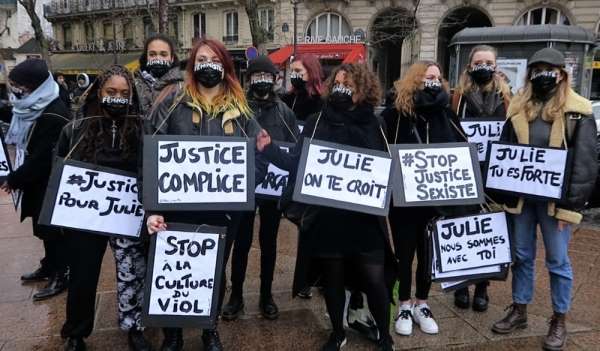 Fransa'da 13 yaşındaki kız çocuğuna tecavüz eden itfaiyecilerin yargılanması için protesto 