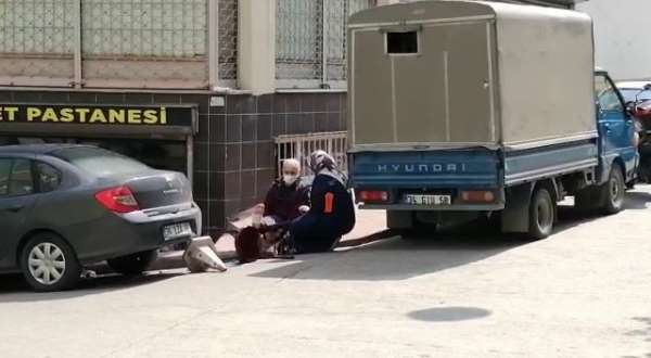 Beyoğlu'nda iki kişi silahlı saldırıya uğradı