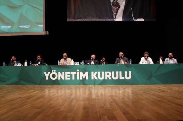Konyaspor'da Hilmi Kulluk yeniden başkan seçildi 