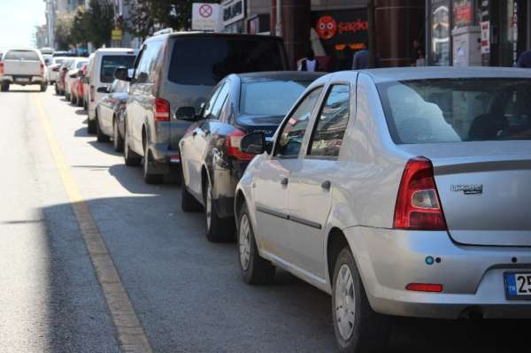 Erzurum'da 4 bin 228 araç devredildi 